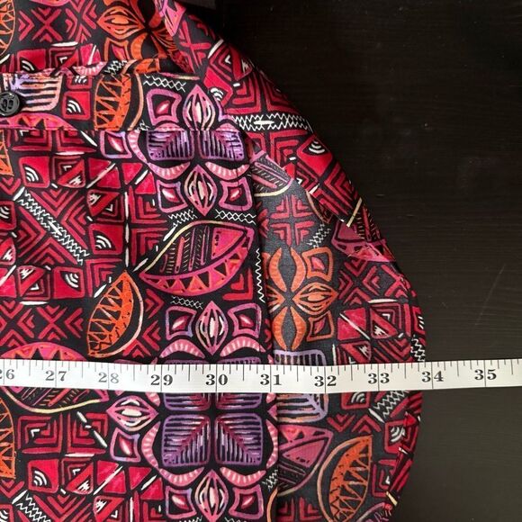 Catherines Top Shirt Womens Size 3X Red Button Up Roll Tab Sleeve Abstract Artsy - Picture 12 of 12